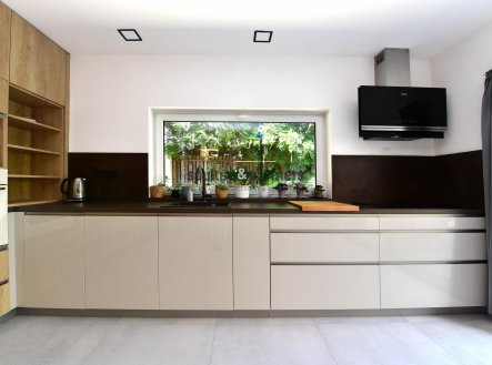 Pronájem bytu, 4+1, 121 m²