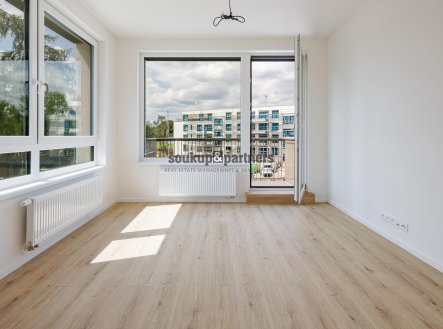 Pronájem bytu, 2+kk, 61 m²