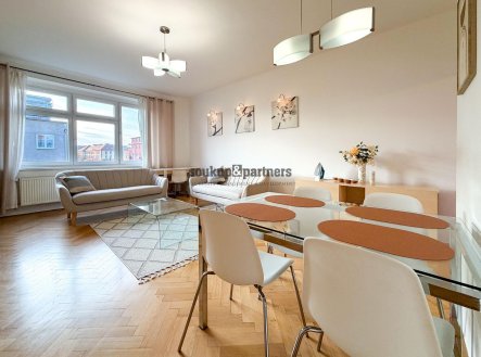 Pronájem bytu, 3+1, 98 m² obrázek