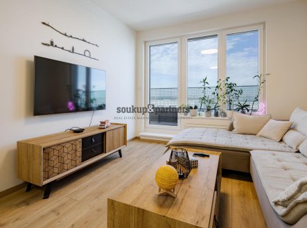 Pronájem bytu, 2+kk, 65 m²