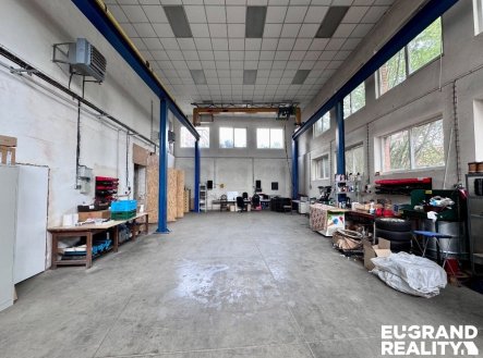 Prodej komerčního objektu, výroba, 490 m²