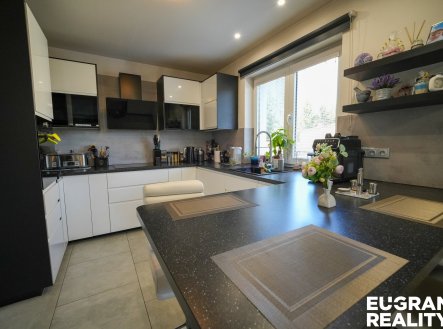 Prodej domu/vily, 216 m²