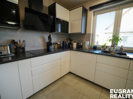 Prodej domu/vily, 216 m²