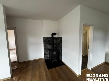 Pronájem bytu, 1+kk, 35 m²