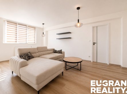 Pronájem bytu, 2+kk, 68 m²