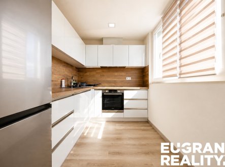 Pronájem bytu, 2+kk, 68 m²
