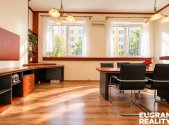Pronájem kanceláře, 57 m²