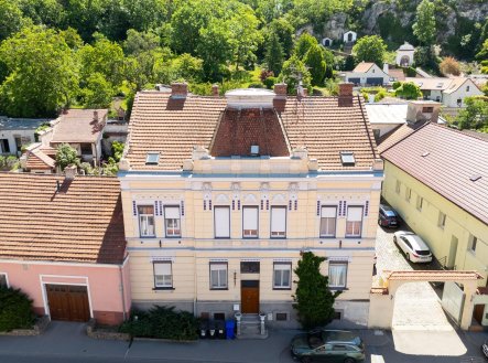 Prodej hotel, 820 m² obrázek