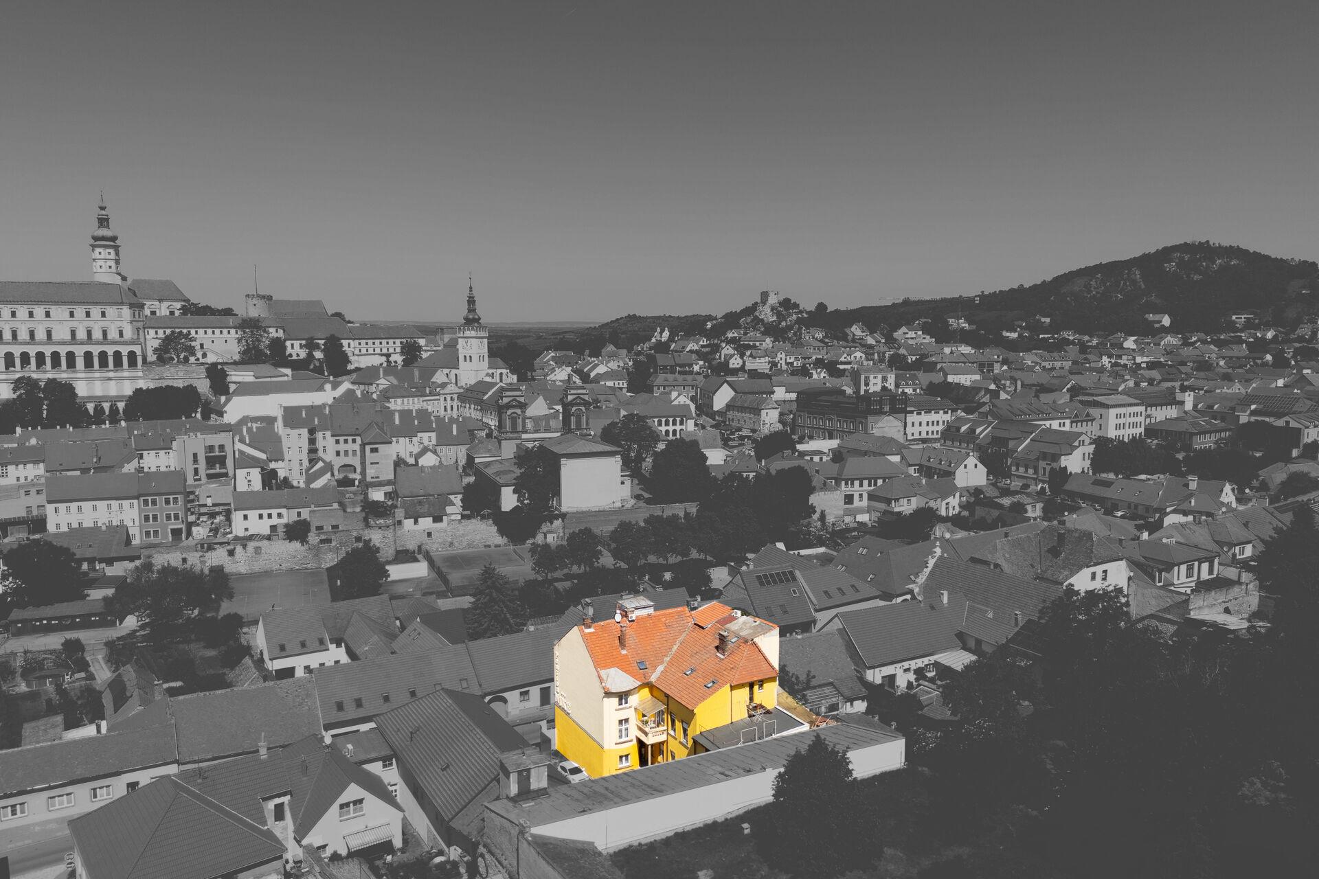 Ubytovací zařízení | Mikulov, Koněvova | 19 jednotek | 820 m²