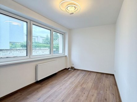 Pronájem bytu, 3+kk, 47 m²
