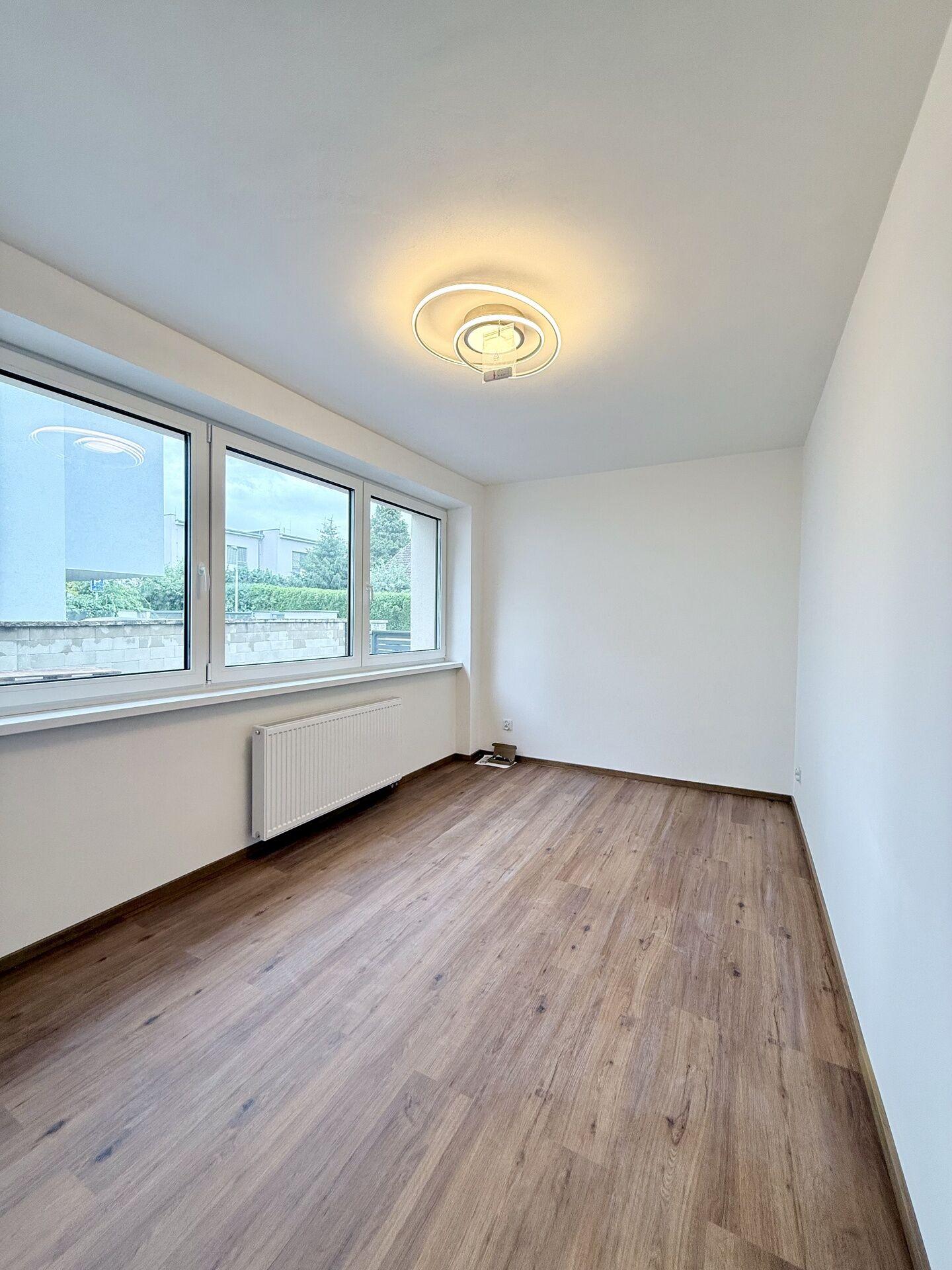 Pronájem nového bytu 3+kk, 47,7m² s terasou 11,5m2 - Stadická