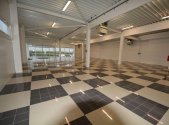 Pronájem obchodní prostory, 698 m²