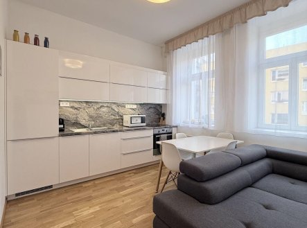 Pronájem bytu, 2+kk, 47 m²