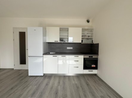 Pronájem bytu, 1+kk, 32 m²