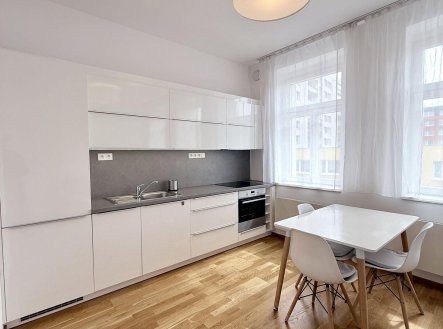 Pronájem bytu, 2+kk, 47 m²