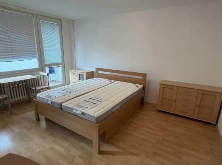 Pronájem bytu, 1+kk, 33 m²