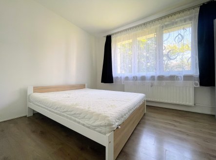 Pronájem bytu, 2+kk, 43 m²