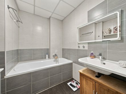 Prodej bytu, 3+kk, 121 m²