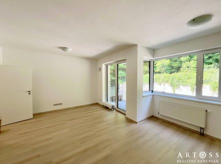 Pronájem bytu, 1+kk, 37 m²