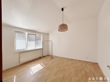 Pronájem bytu, 2+1, 58 m²