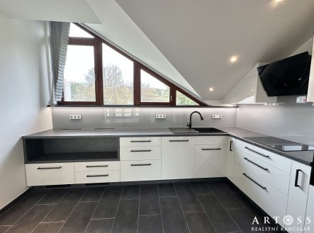 Pronájem bytu, 3+kk, 68 m²