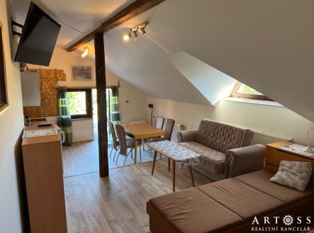 Pronájem bytu, 1+kk, 42 m²