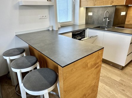 Pronájem bytu, 1+kk, 29 m²