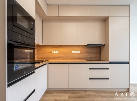 Prodej bytu, 3+kk, 57 m²