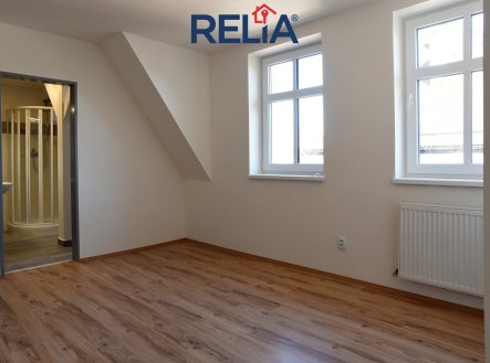 Pronájem bytu, 2+kk, 42 m²