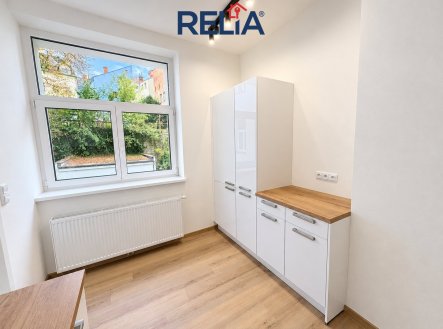 Pronájem bytu, 3+1, 80 m²