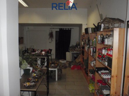 Pronájem obchodní prostory, 80 m²
