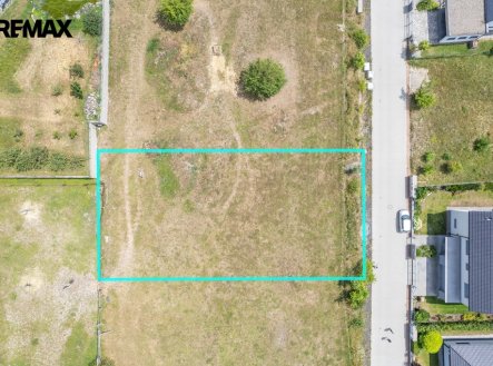 Prodej pozemku pro bydlení, 1 042 m²