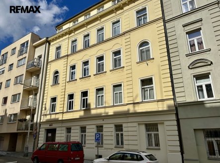 Prodej nájemního domu, 736 m²