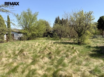 Prodej pozemku pro bydlení, 2 196 m²