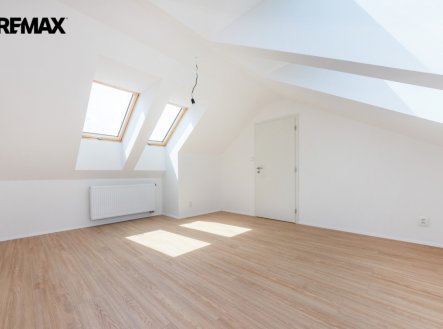 Prodej bytu, 3+kk, 71 m²