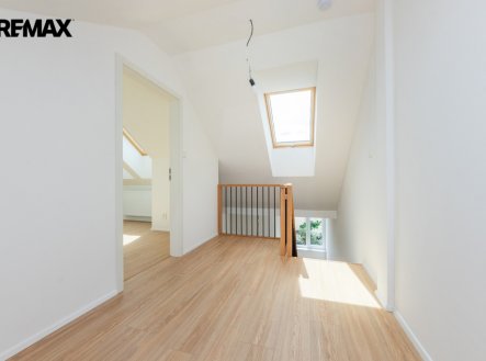Prodej bytu, 3+kk, 71 m²