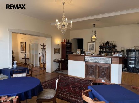 Prodej restaurace, 377 m²