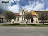 Prodej - restaurace, 377 m²