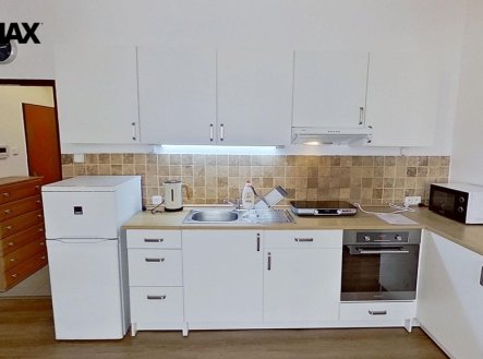 Pronájem bytu, 1+kk, 32 m²