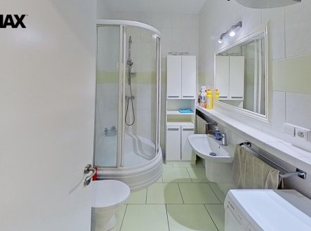 Pronájem bytu, 1+kk, 32 m²