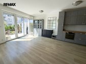 Pronájem bytu, 2+kk, 57 m²