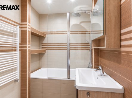 Pronájem bytu, 3+1, 72 m²