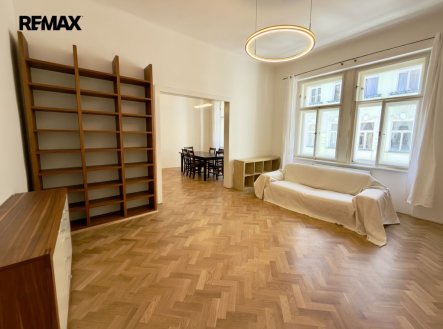 Pronájem bytu, 3+1, 94 m²