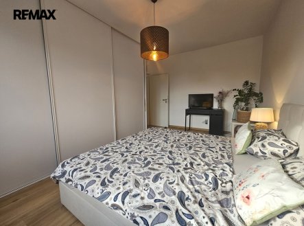 Pronájem bytu, 2+1, 56 m²