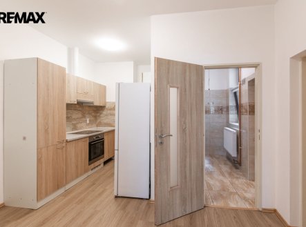 Pronájem bytu, 3+1, 70 m²