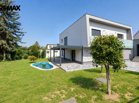 Prodej domu/vily, 244 m²