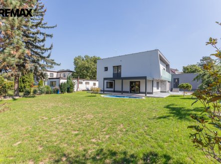 Prodej domu/vily, 244 m²