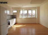 Pronájem bytu, 2+kk, 40 m²