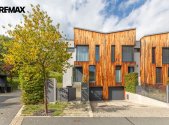 Pronájem domu/vily, 179 m²