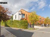 Pronájem domu/vily, 179 m²